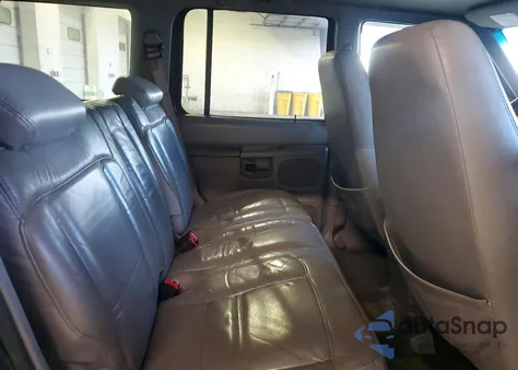 1999 Ford Explorer z USA, uszkodzony, nr VIN 1FMZU34E8XZB41337